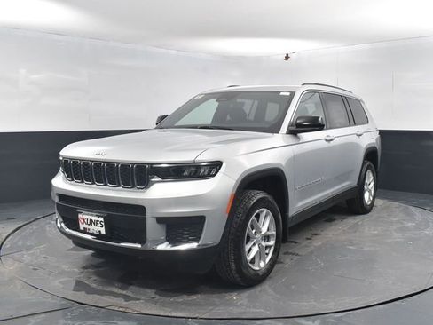 New 2026 Jeep Grand Cherokee L 4WD image 3