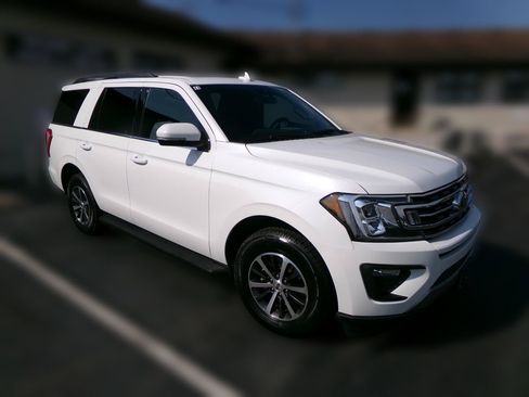 Used 2020 Ford Expedition XLT AWD/4WD image 1