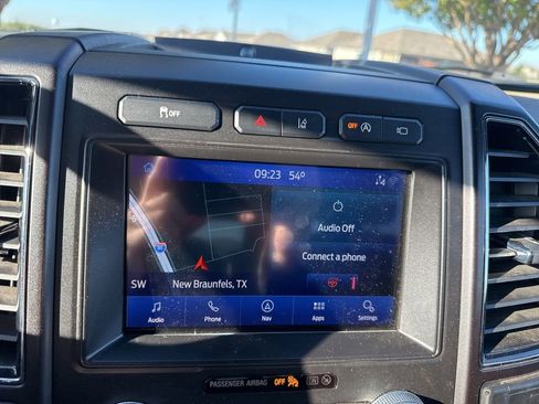 Used 2021 Ford Expedition Limited image 19