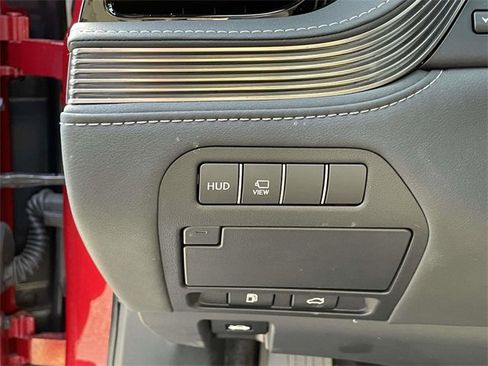 Used 2022 Lexus LS 500 image 23