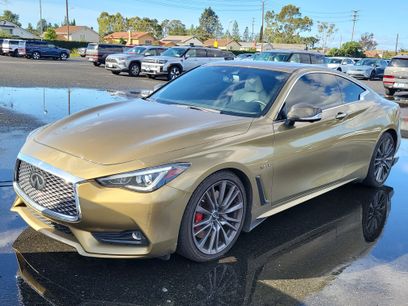 Used 2017 INFINITI Q60 Red Sport 400