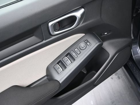 Used 2023 Honda Civic LX image 14