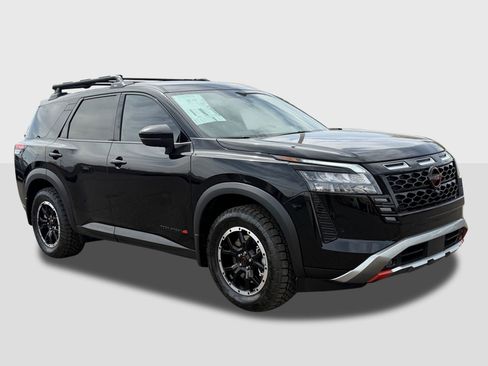 New 2026 Nissan Pathfinder Rock Creek AWD/4WD image 8