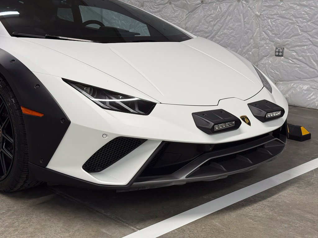 Used 2023 Lamborghini Huracan Sterrato AWD/4WD image 31