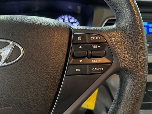 Used 2015 Hyundai Sonata SE image 15