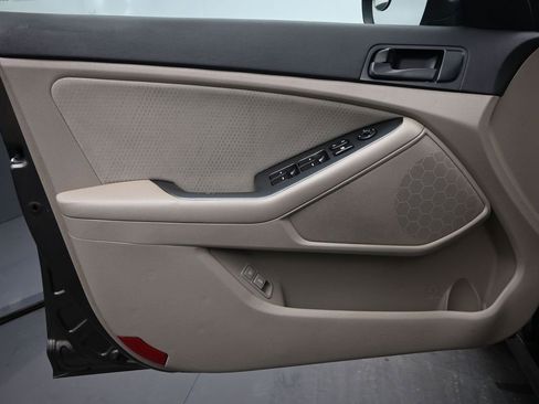 Used 2015 Kia Optima LX image 12