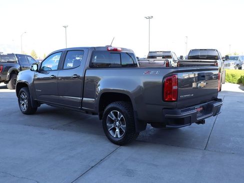 Used 2017 Chevrolet Colorado Z71 AWD/4WD image 4