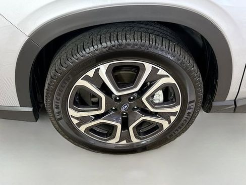 Used 2024 Subaru Ascent Touring image 33