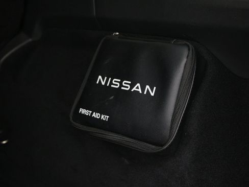 Used 2022 Nissan Rogue Platinum w/ Head-Up Display Package FWD image 41