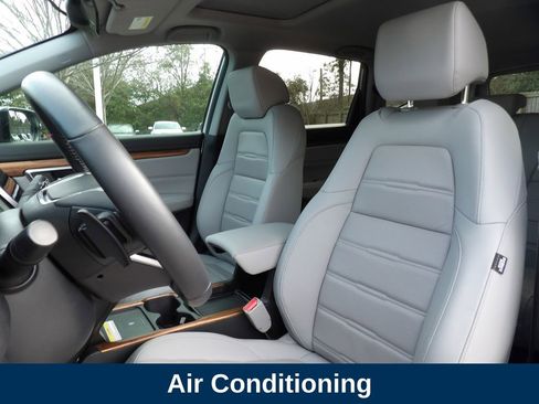 Used 2022 Honda CR-V Touring image 10