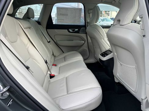 New 2026 Volvo XC60 B5 Ultra w/ Climate Package PRO image 12