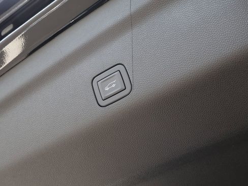 New 2025 Chevrolet Tahoe Premier image 45