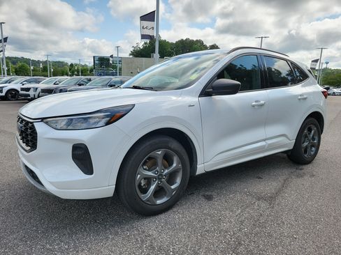Used 2023 Ford Escape ST-Line w/ Tech Pack #1 AWD/4WD image 20