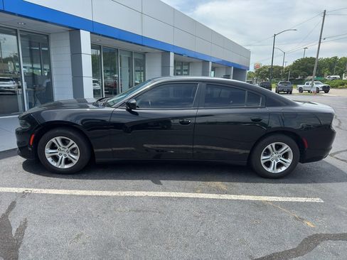 Used 2023 Dodge Charger SXT RWD image 5