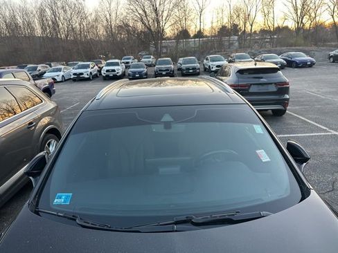 Used 2023 Lincoln Nautilus Reserve w/ Monochromatic Package image 8