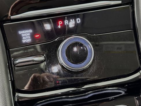 Used 2022 Jeep Grand Cherokee L Limited image 23