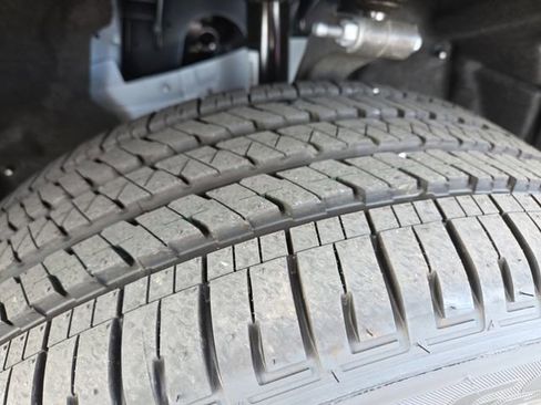 New 2025 Jeep Grand Cherokee Altitude image 41