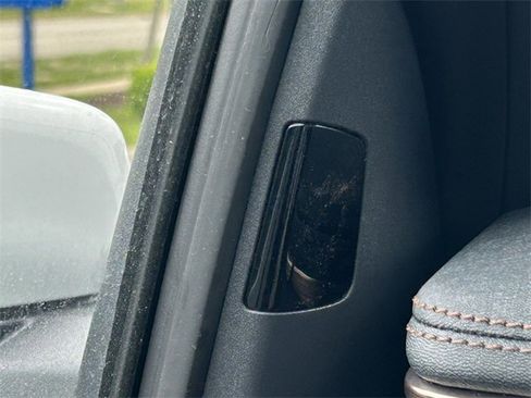 New 2025 Ford F150 Lightning Lariat image 25