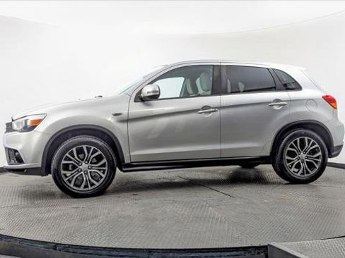 Used 2019 Mitsubishi Outlander Sport ES image 3