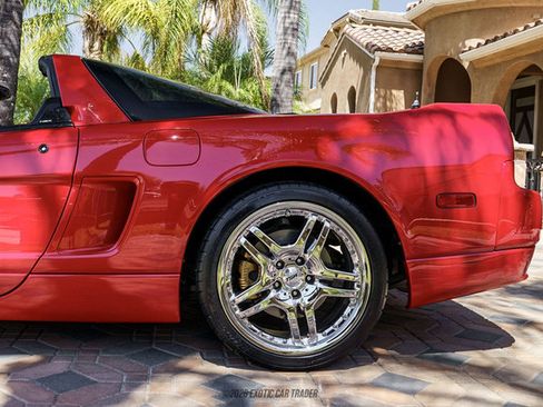 Used 2004 Acura NSX T RWD image 5