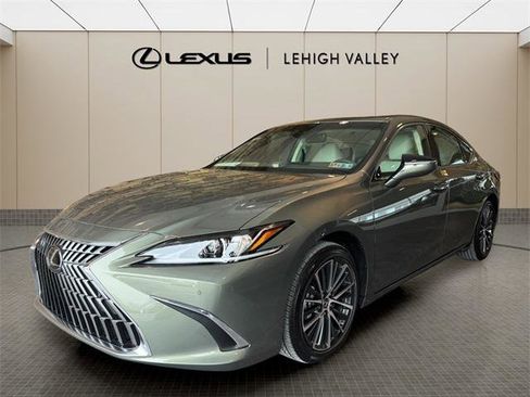 Certified 2025 Lexus ES 350 w/ Premium Package image 1