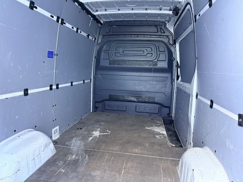 Used 2023 Mercedes-Benz Sprinter 144 Cargo image 6