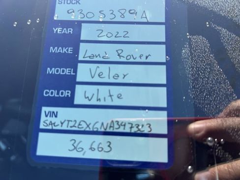 Used 2022 Land Rover Range Rover Velar R-Dynamic S image 34