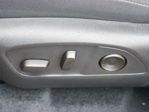 Used 2026 Chevrolet Traverse LT w/ Driver Confidence Package image 21