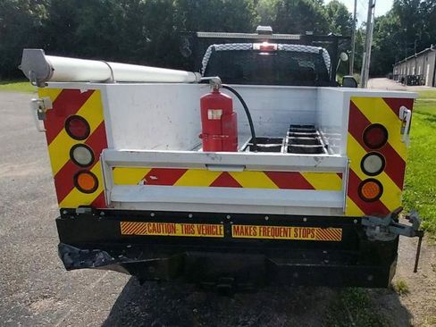 Used 2017 Ford F250 XL w/ Power Equipment Group image 7