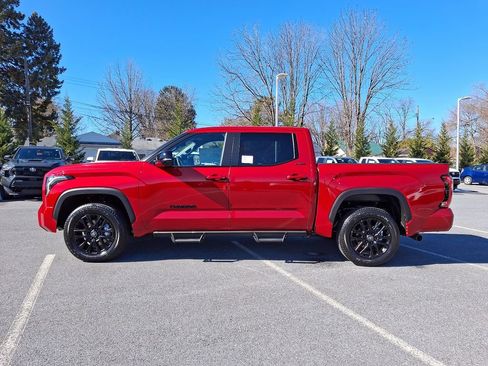 New 2025 Toyota Tundra Limited image 8