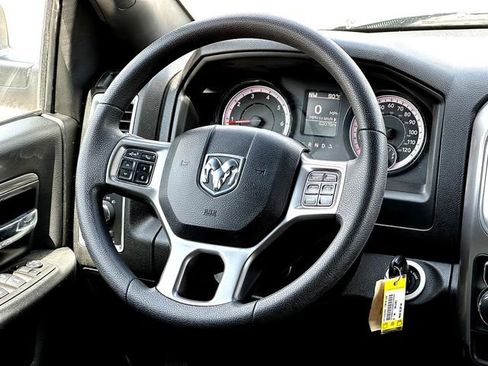 Used 2024 RAM 1500 Classic Warlock RWD image 29
