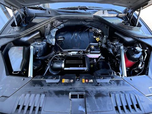 Used 2021 Genesis GV80 2.5T w/ Advanced Package 02 image 32