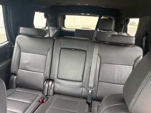 Used 2024 Chevrolet Tahoe LT AWD/4WD image 18