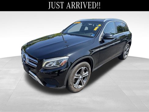 Certified 2017 Mercedes-Benz GLC 300 4MATIC image 3