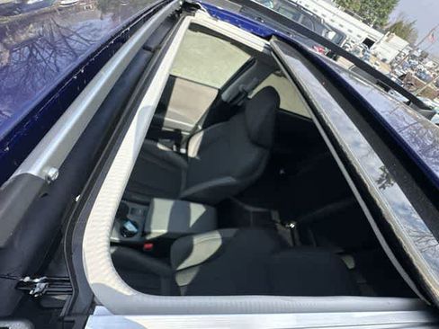 Used 2026 Subaru Crosstrek 2.0i Premium image 6