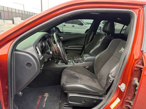 Used 2022 Dodge Charger Scat Pack w/ Dynamics Package RWD image 11