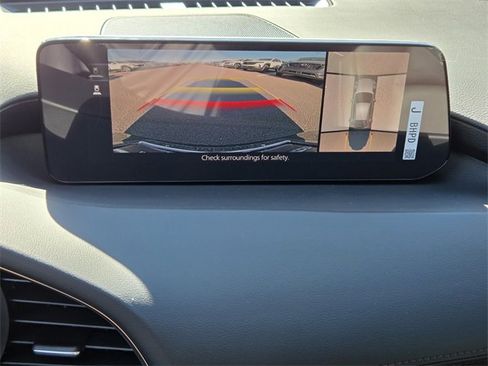 New 2026 MAZDA MAZDA3 Hatchback w/Premium Plus Pkg image 13