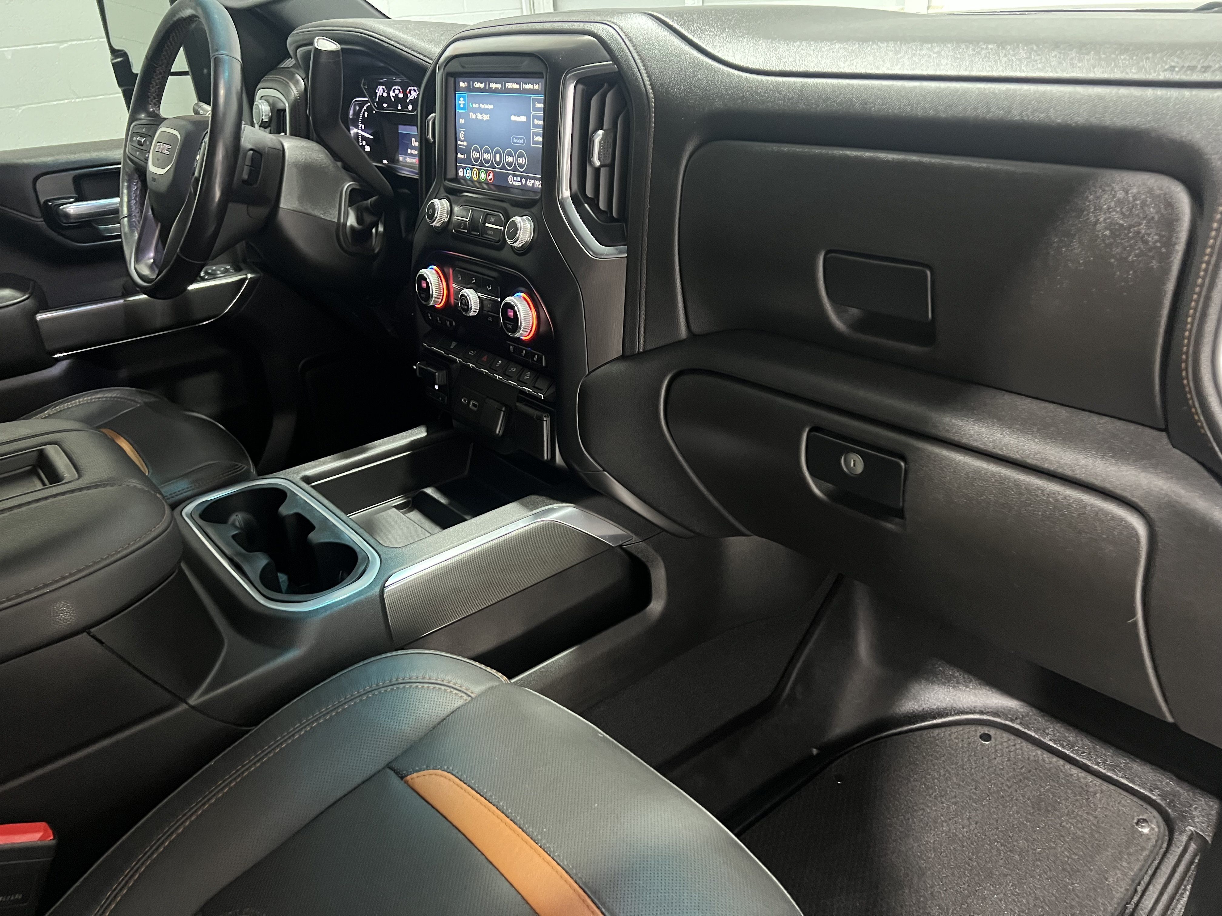 Used 2022 GMC Sierra 2500 AT4 AWD/4WD image 17