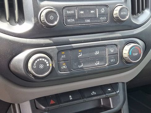 Used 2016 Chevrolet Colorado W/T w/ WT Convenience Package AWD/4WD image 12