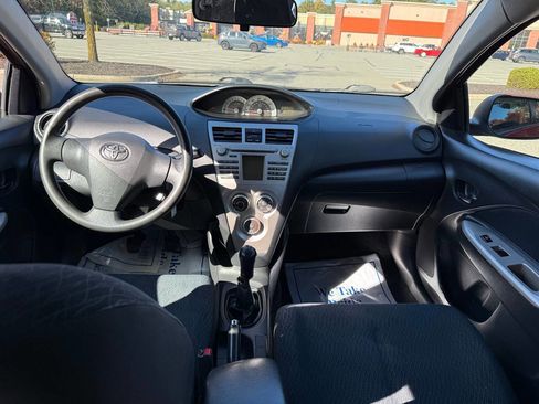 Used 2007 Toyota Yaris Sedan image 9