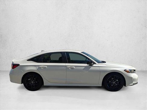 Used 2026 Honda Civic Sport image 4