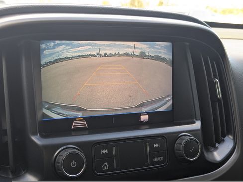 Used 2022 GMC Canyon AT4 w/ Trailering Package image 24