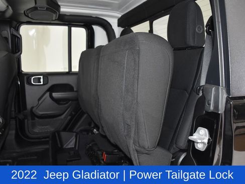 Used 2022 Jeep Gladiator Willys image 30