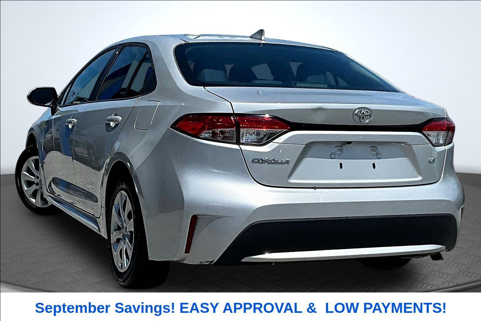 Used 2021 Toyota Corolla LE FWD image 4