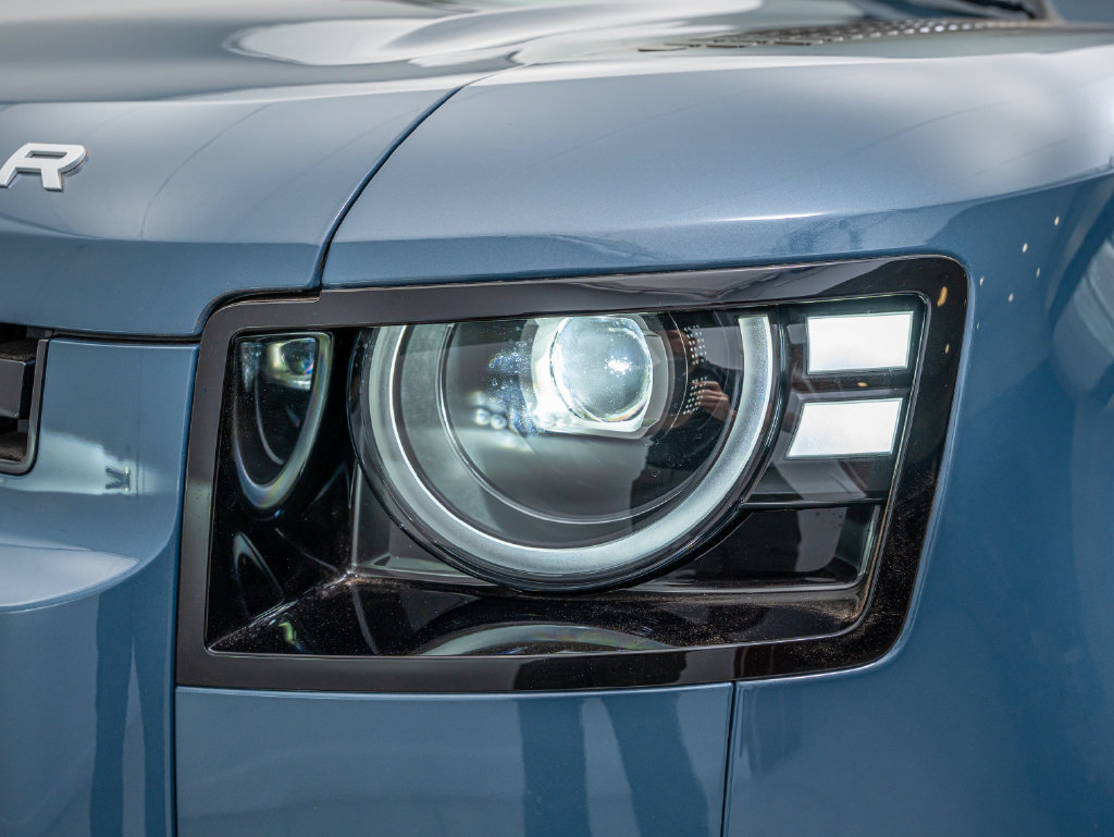 New 2026 Land Rover Defender 110 S AWD/4WD image 15