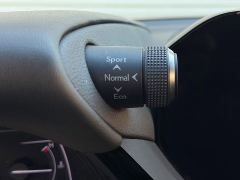 Used 2022 Lexus ES 350 w/ Premium Package FWD image 22
