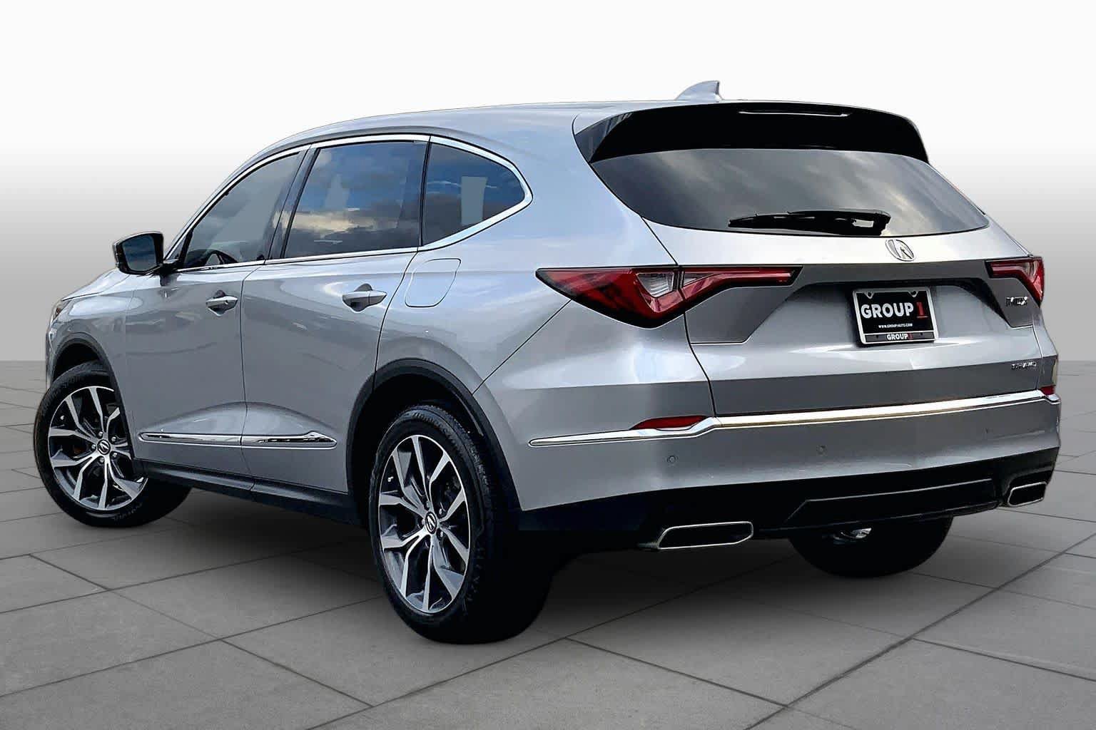 Used 2024 Acura MDX w/ Technology Package AWD/4WD image 12
