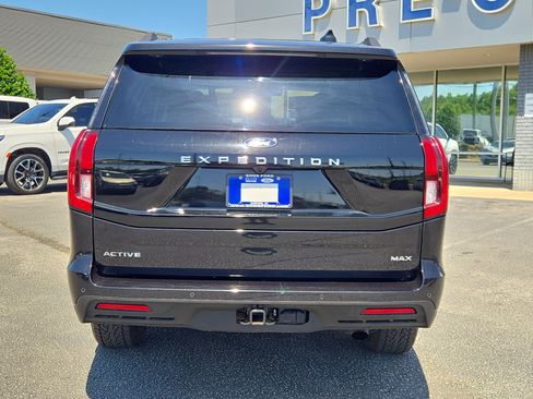 Certified 2025 Ford Expedition Max Active AWD/4WD image 8