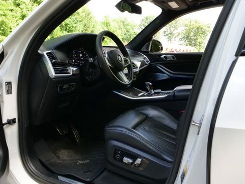Used 2020 BMW X5 M w/ Executive Package AWD/4WD image 33