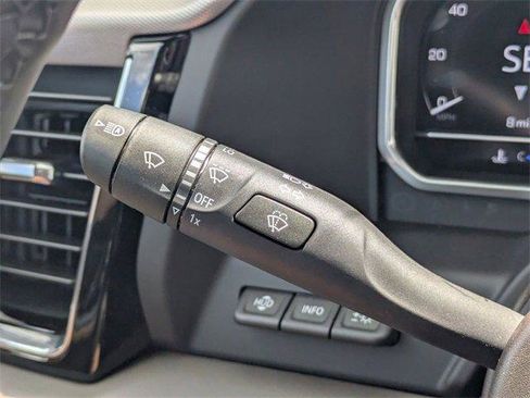 New 2025 GMC Sierra 2500 Denali w/ Denali Reserve Package image 34